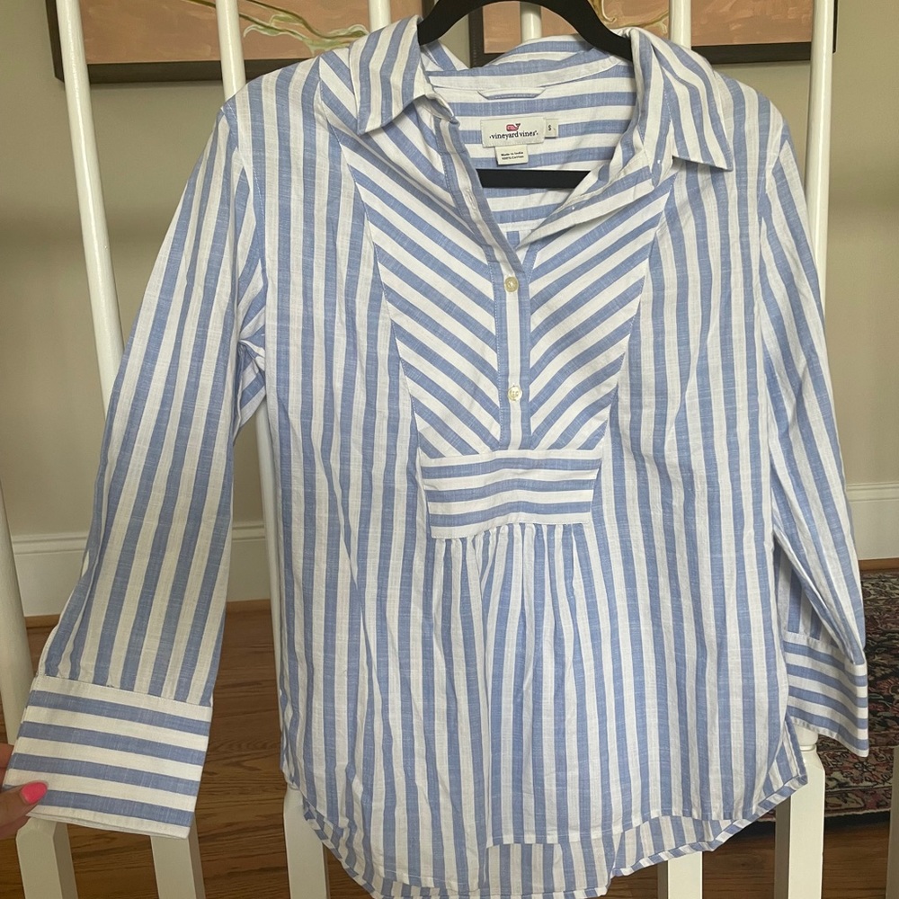 Vineyard Vines Blouse